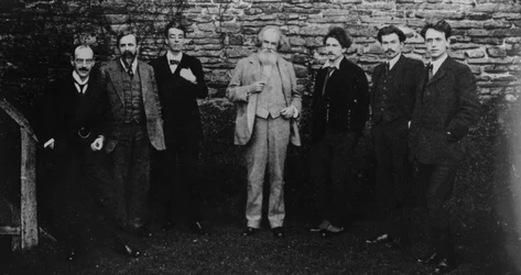 W.B. Yeats mit seinem literarischen Kreis, Sussex, 1914